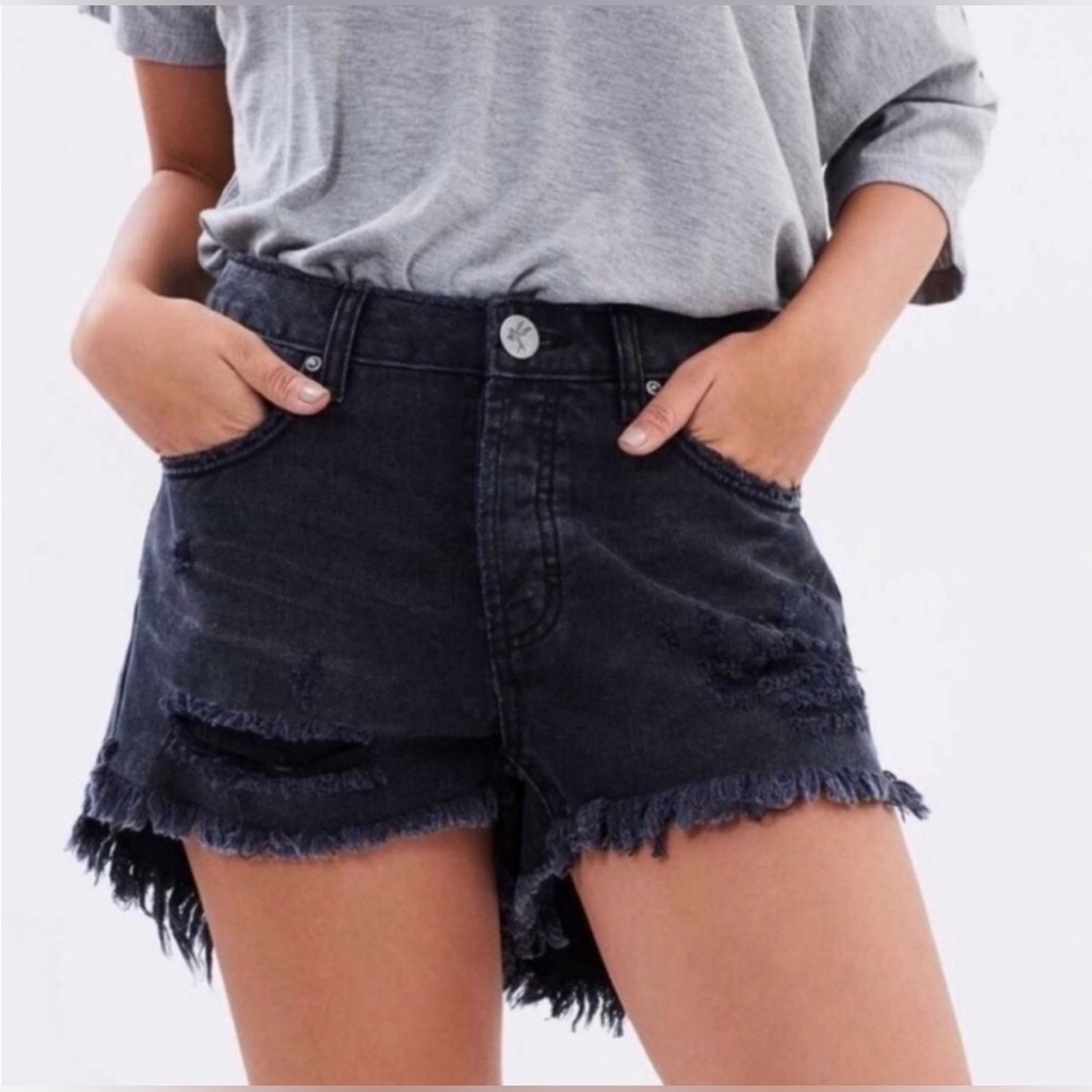 One Teaspoon HAWKS Hi Rise Black Denim Distressed Shorts Size 27